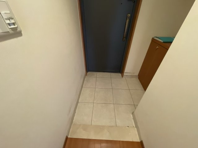 シャトー北条の玄関