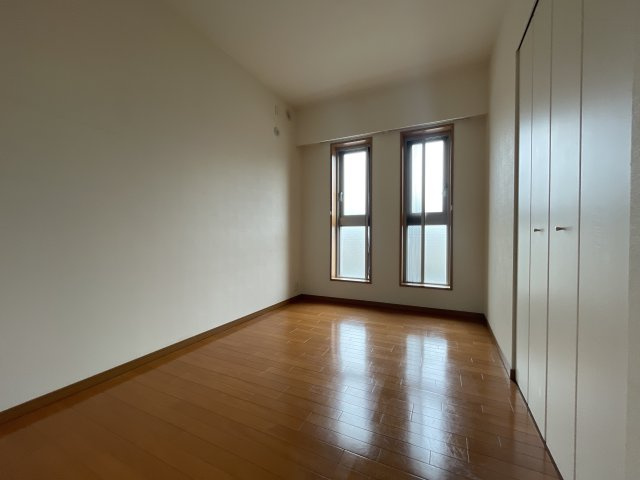 シャトー北条の寝室