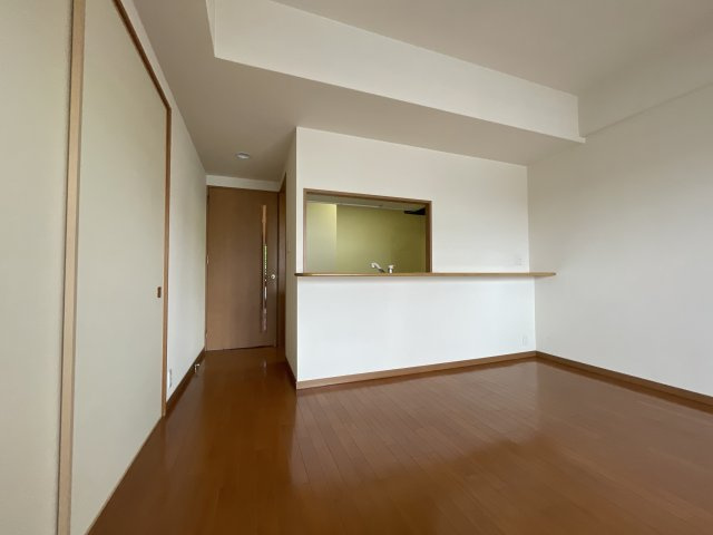 シャトー北条の居間・リビング