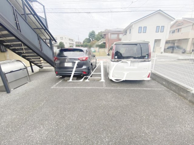 【駐車場】 | サンライズアゲイン | 駐車場です。