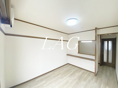 【居間・リビング】 | サンライズアゲイン | 洋室のお部屋です。