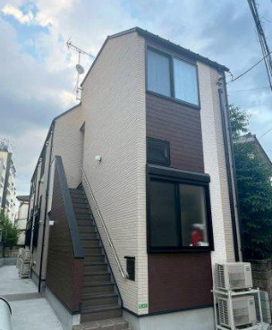 練馬区北町１丁目のアパートのエントランス