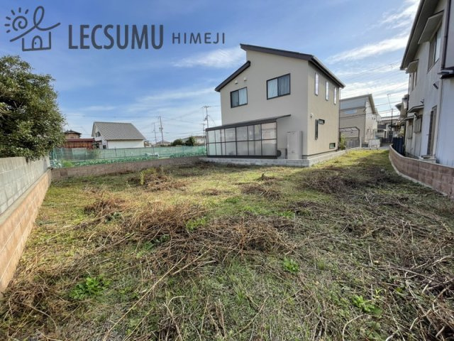 姫路市西庄/売土地の前面道路含む現地写真