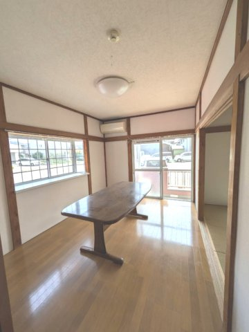 ハイリー須田のその他|テーブルはありません。隣室は9月早々に床仕様に変更します。