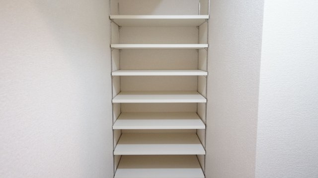 アネーロ西新Ⅳの収納