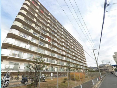 八尾志紀スカイハイツの外観