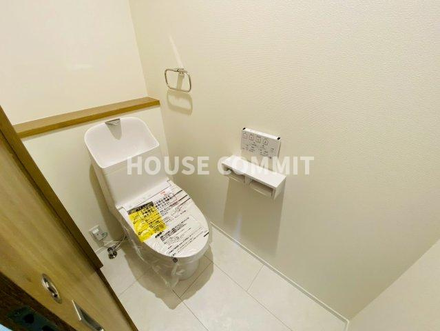 新築戸建て　ライフベース成田　３号棟のトイレ