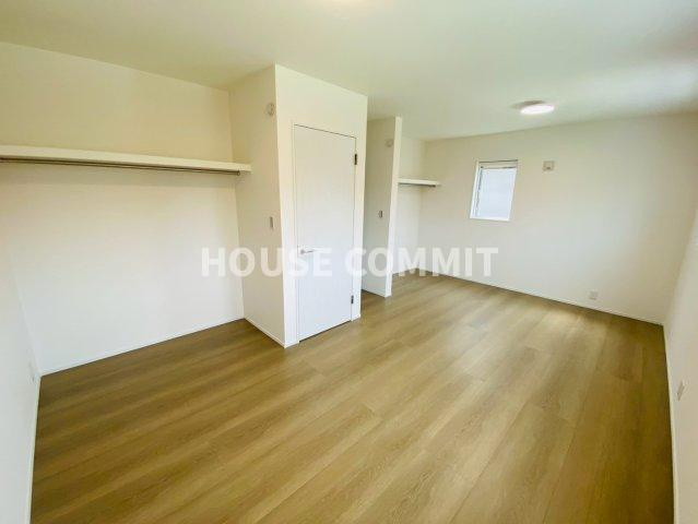 新築戸建て　ライフベース成田　２号棟の洋室