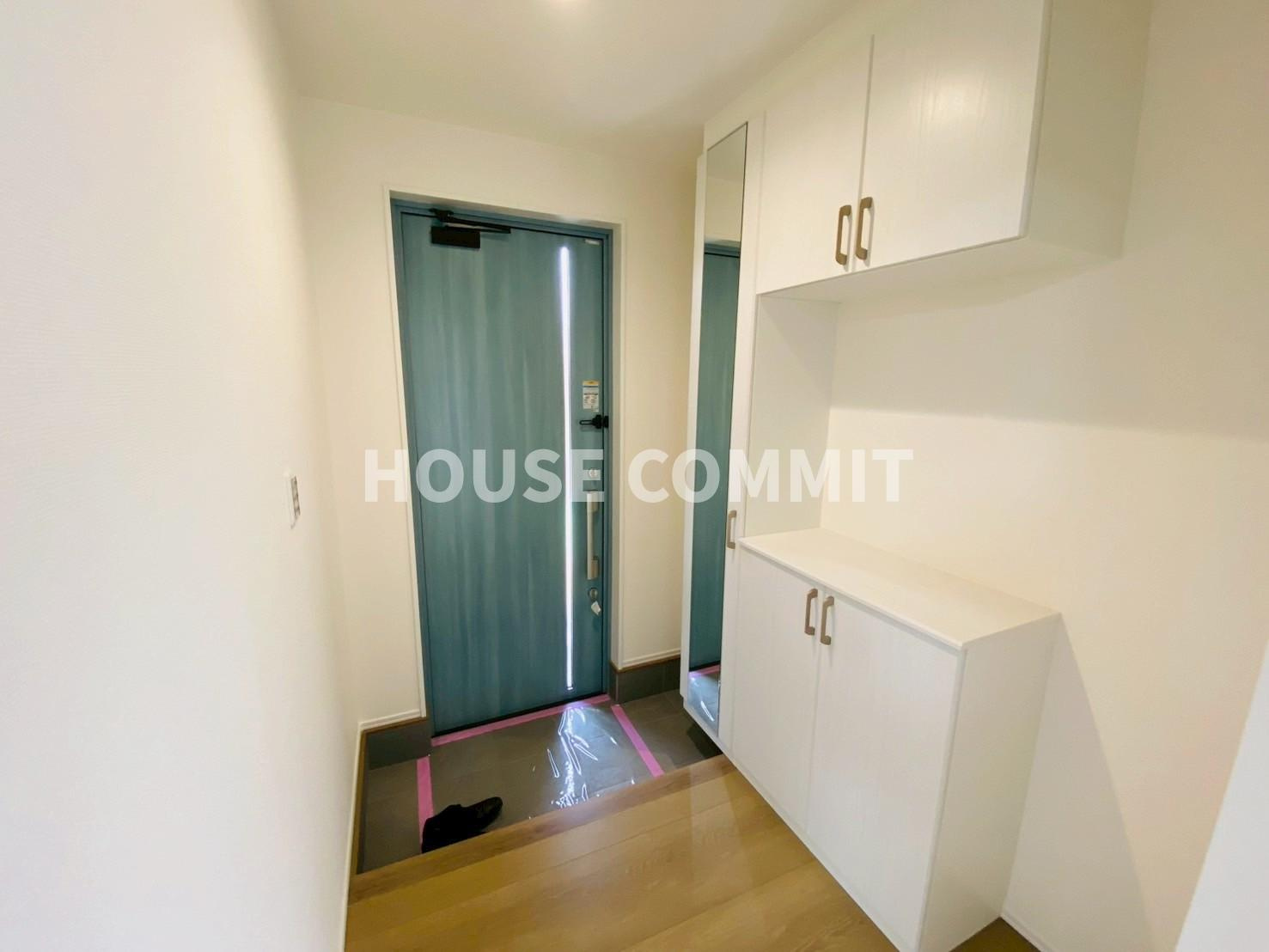 新築戸建て　ライフベース成田　２号棟の玄関