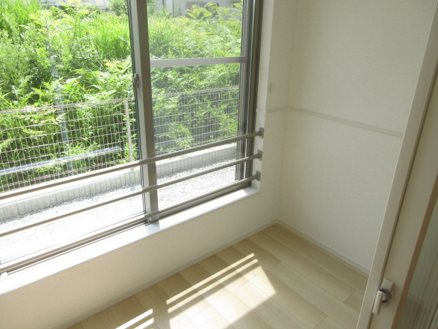 【バルコニー】 | カルム敷島 | サンルーム、同型タイプ