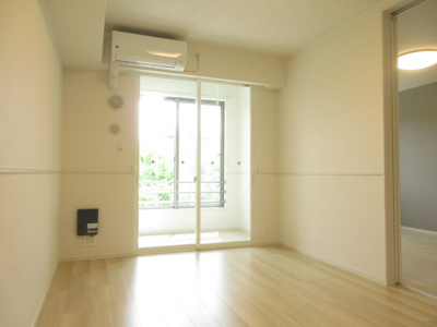 【居間・リビング】 | カルム敷島 | 同型タイプ