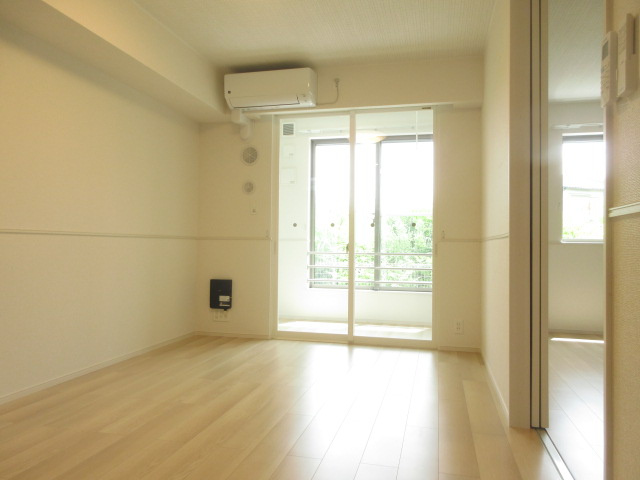 【居間・リビング】 | カルム敷島 | 同型タイプ