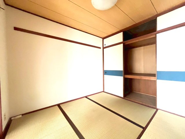 上高丸住宅1号棟の収納|大きなものも収納できそうです