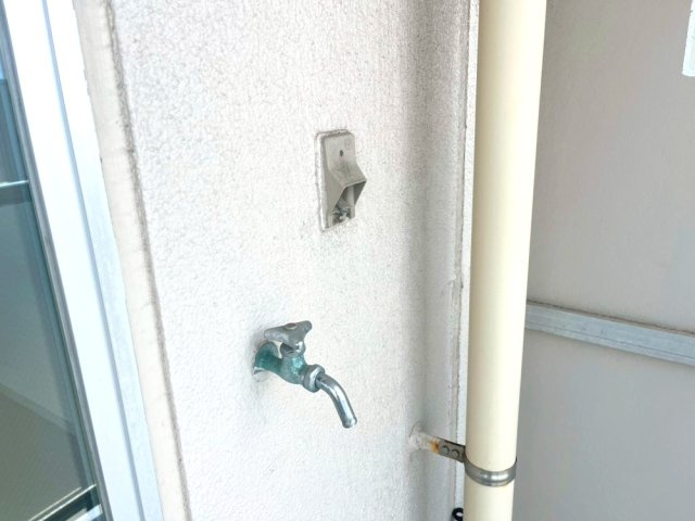 上高丸住宅1号棟の設備|洗濯水栓