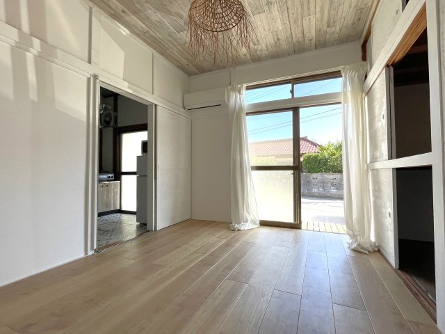 HEAVEN  ichinomiyaの洋室