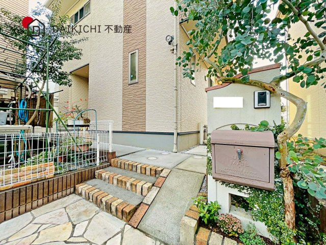 【玄関】 | 桶川市上日出谷南1丁目　中古戸建