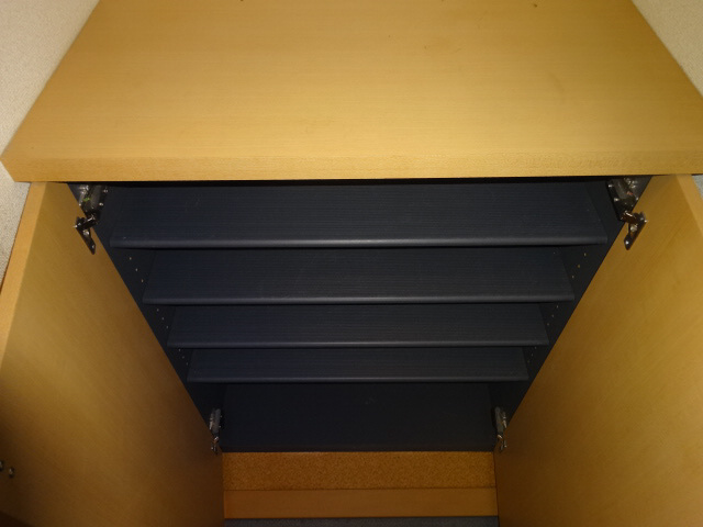 アメニティ寺前Ｂ棟の玄関