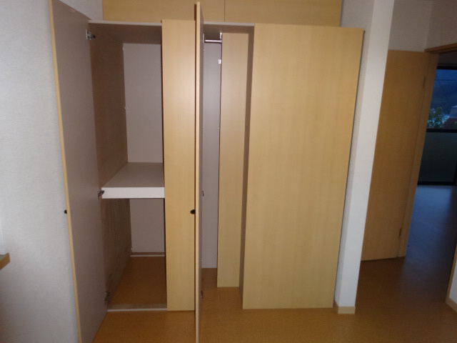アメニティ寺前Ｂ棟の収納