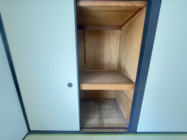 泉北宮山台団地3号棟の収納
