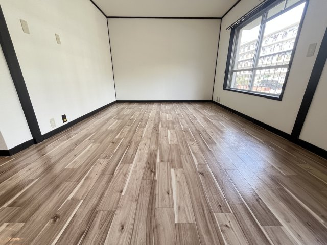 泉北宮山台団地3号棟の居間・リビング