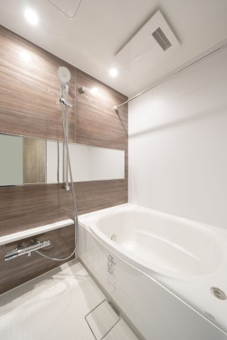 リオコスモ西新の浴室