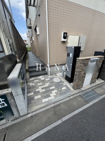 FアネックスⅡのエントランス