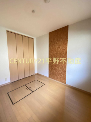 【寝室】 | グランデ シェチオ千本杉