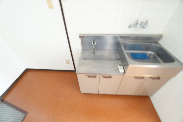 北岡ビルの居間・リビング