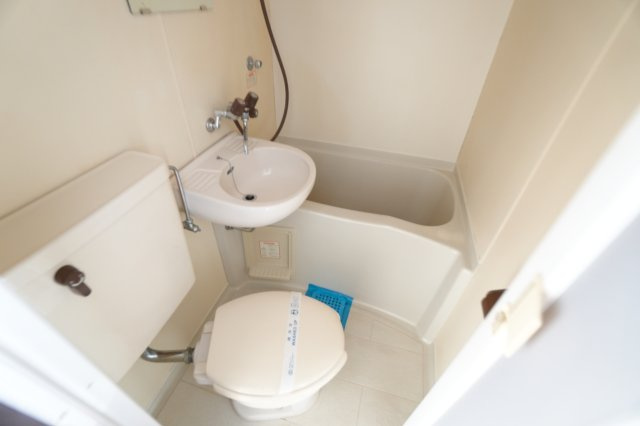 北岡ビルの浴室