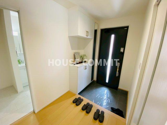 新築戸建て　ライフベース成田　7号棟の玄関