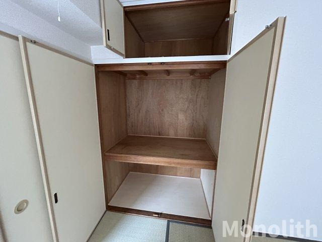 泉北鴨谷台３丁6号棟の収納