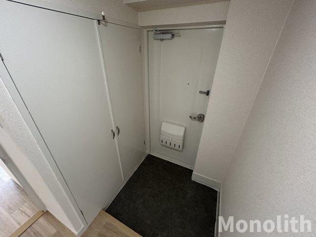 泉北鴨谷台３丁6号棟の玄関