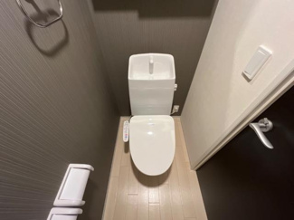 【トイレ】 | メルヴェーユ天童A | シャワー付トイレ（イメージ）