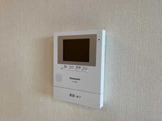 【内装】 | メルヴェーユ天童A | カメラ付インターホン（イメージ）