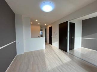 【居間・リビング】 | メルヴェーユ天童A | リビング（イメージ）