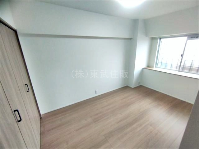 【寝室】の画像