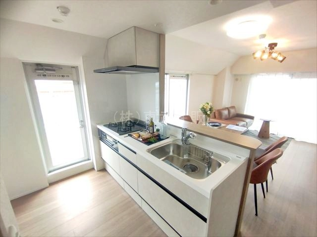 【キッチン】 | アーベイン朝霞エルディア | 会話が弾む対面キッチンです