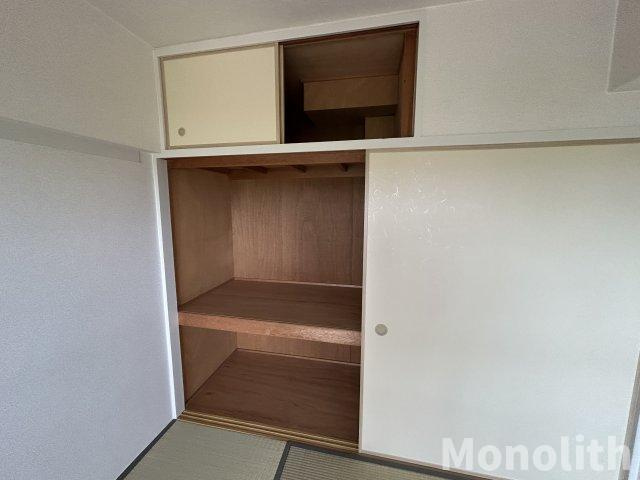 泉北鴨谷台３丁6号棟の収納