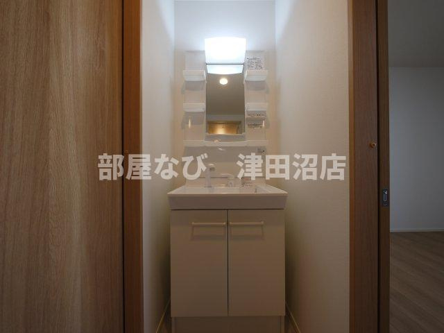 船橋市西習志野３丁目のアパートの洗面所|独立洗面台です