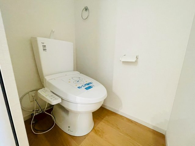 【価格改定】長岡京市井ノ内南内畑のトイレ|温水洗浄便座付きトイレ