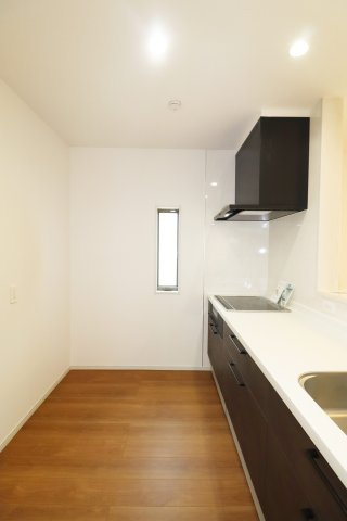 矢吹町八幡町　　　1号棟　　善郷小学校、矢吹中学区のキッチン