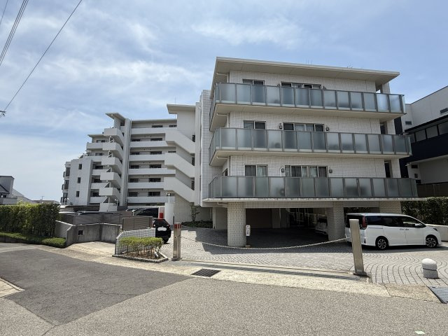 レピア垂水五色山の外観