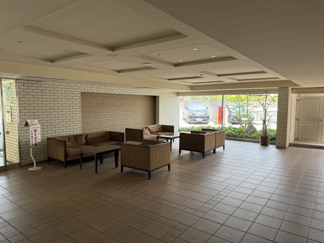 レピア垂水五色山のエントランス