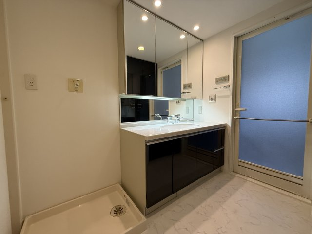 レピア垂水五色山の独立洗面台