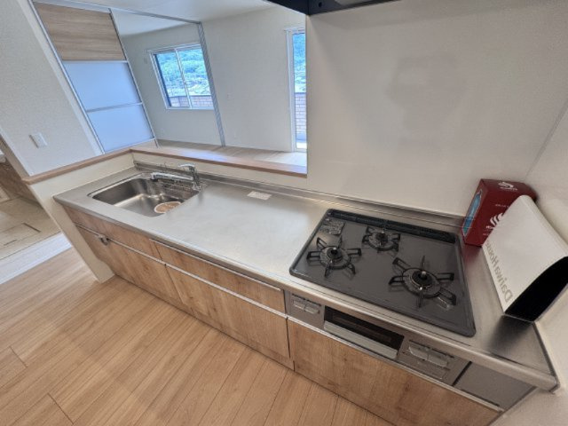 サンライズのその他|参考写真　3口ガスコンロ