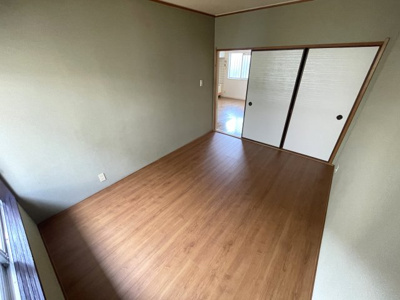 【居間・リビング】 | 万葉第2ハイツ