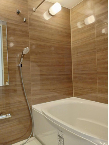 メゾンヴェール幡ヶ谷の浴室