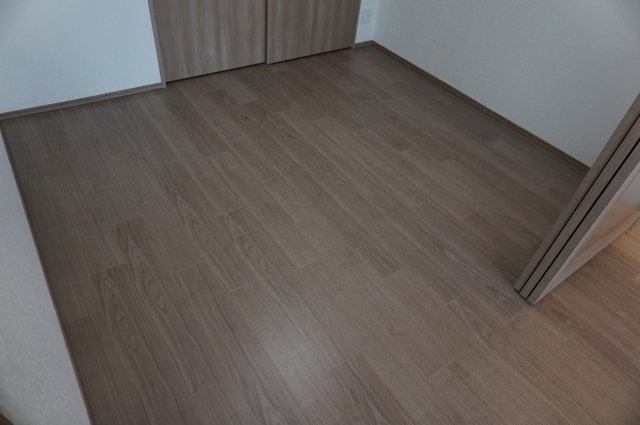 プレジオ永和ASIANの洋室