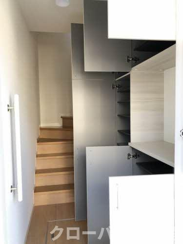 シャーメゾン アルージュの玄関