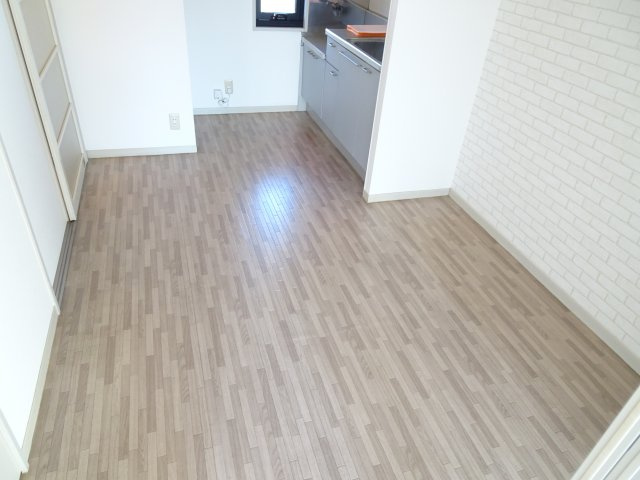 グリーンパークはやのB棟の居間・リビング|イメージ写真